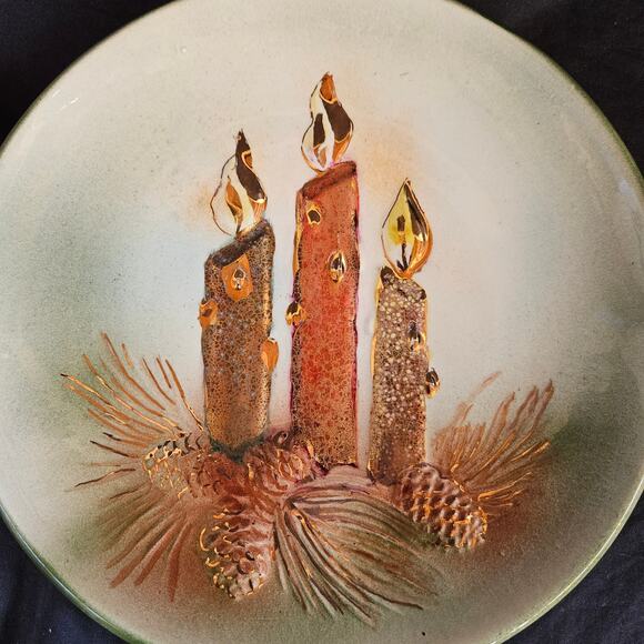 Vintage Christmas Plates 9" Set of 2 Candlesticks Bells Pottery Decor - Picture 5 of 7
